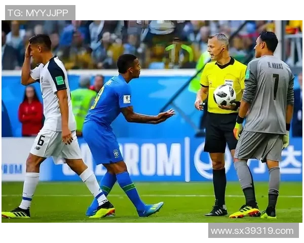 名古屋队与福冈黄蜂展开激烈对决谁能在这场比赛中笑到最后